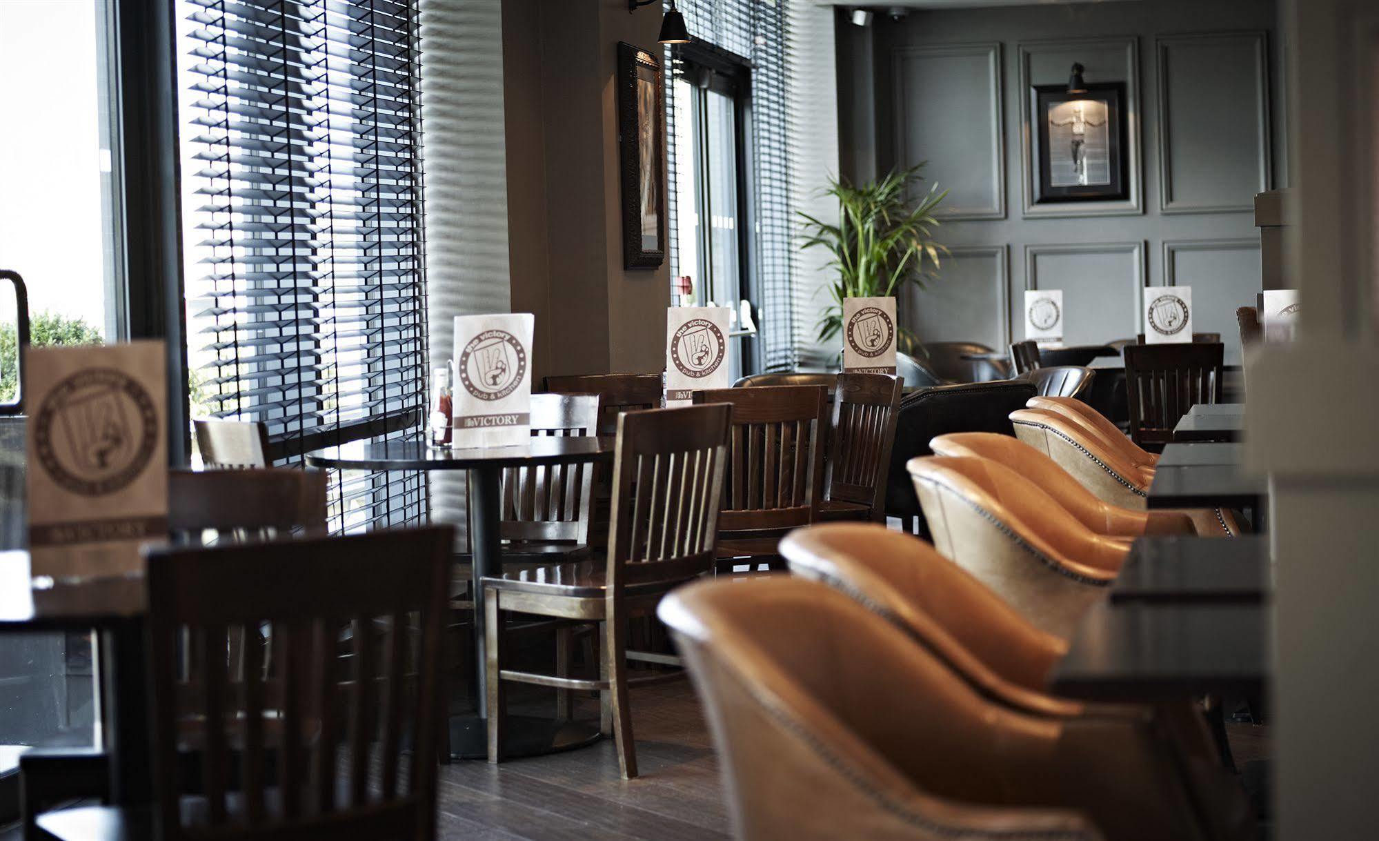 Village Hotel Solihull Exterior foto